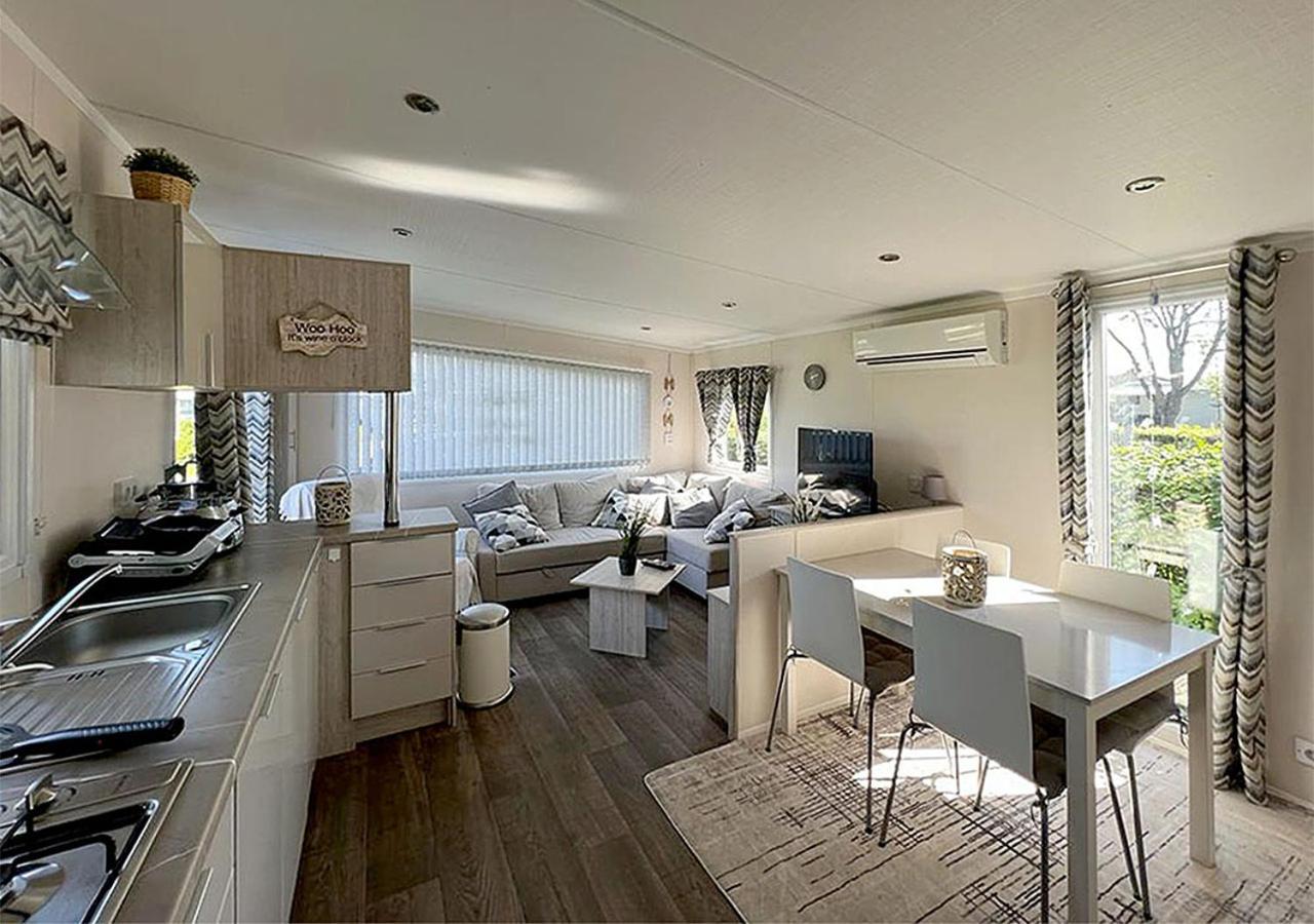 Chalet Am See Lathum Ngoại thất bức ảnh